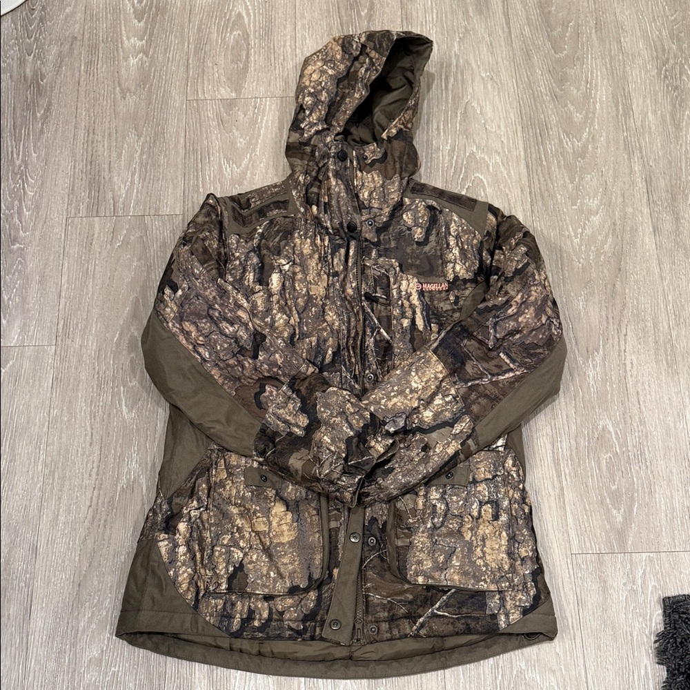 Magellan Outdoors  Hooded Women's Jacket